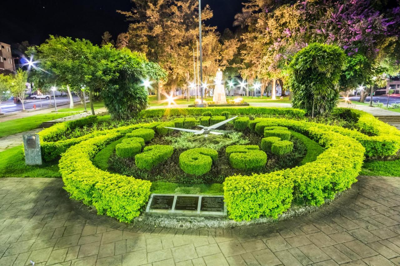 Hotel Euro Suite Pocos De Caldas By Nacional Inn Exteriér fotografie